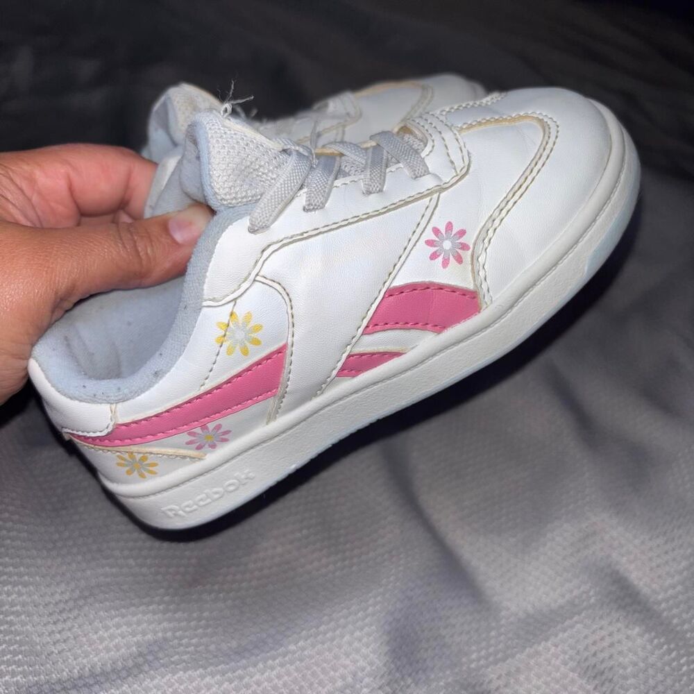 Reebok Toddler Girl's Slip On Sneakers Good Condition